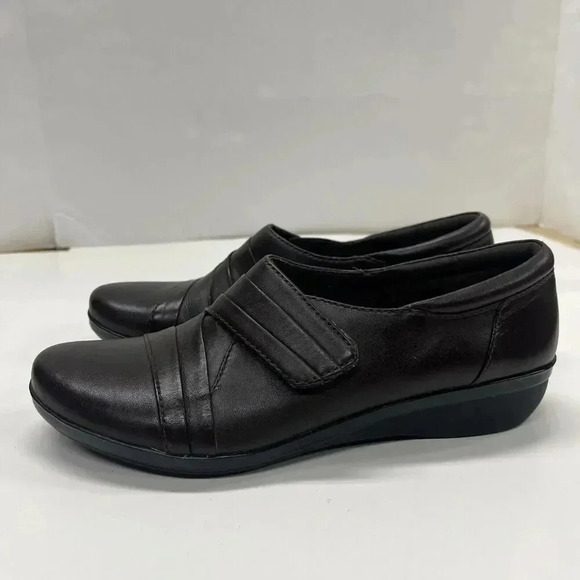 Clarks Women’s Everlay Tara Leather 7.5M Slip on Low Heel Shoes Brown - Picture 5 of 13